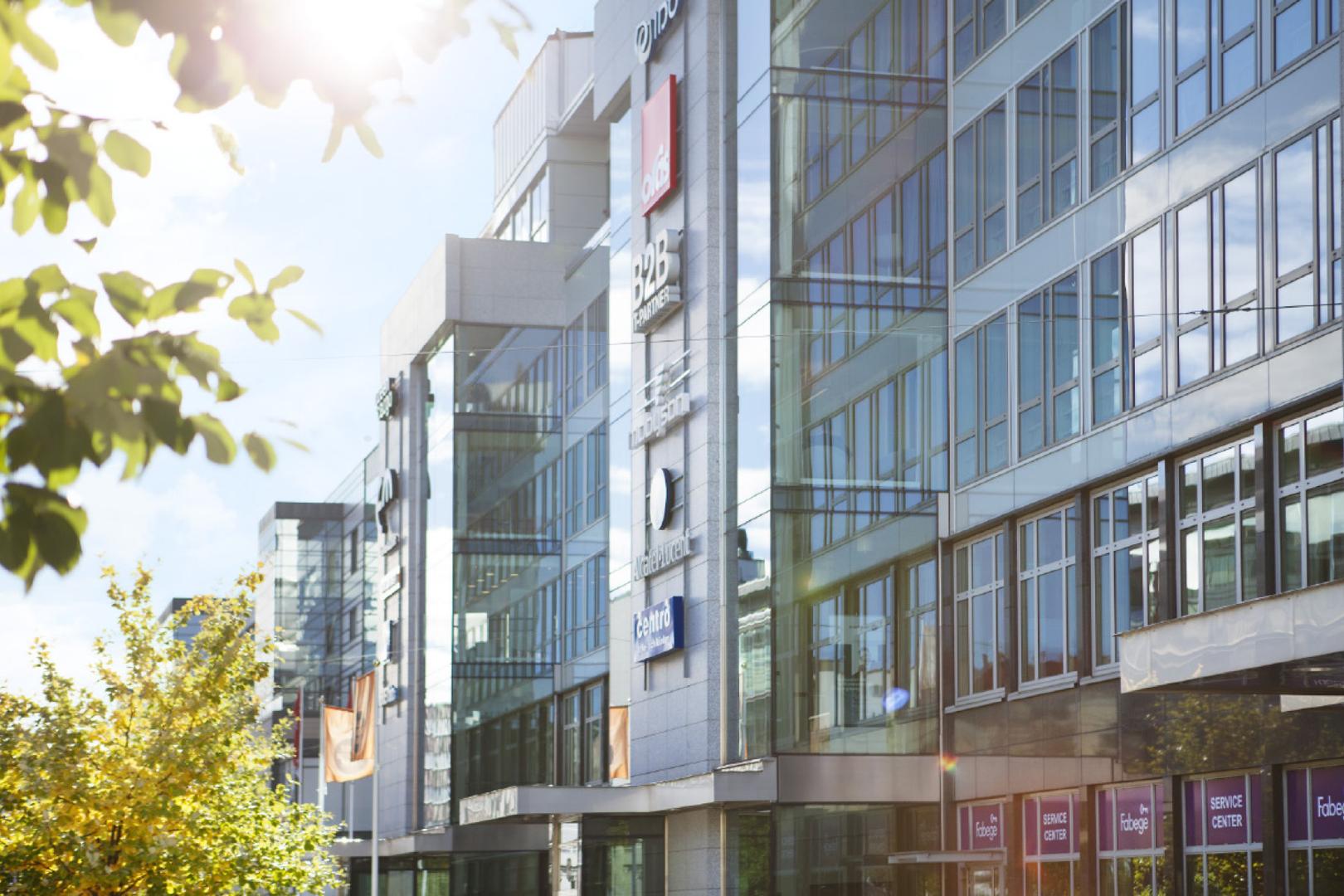 Från klassisk industrikänsla till innovativ nyproduktion. Solna Business Park rymmer en stor arkitektonisk mångfald.