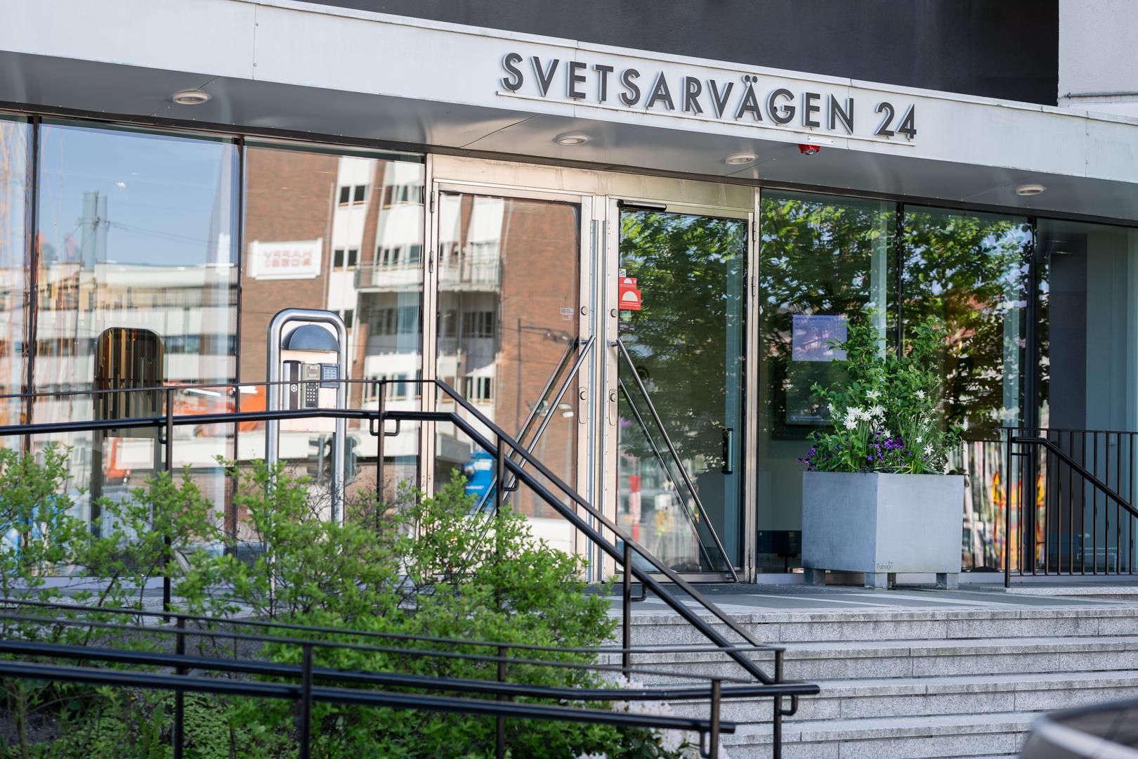 Entré Svetsarvägen 24